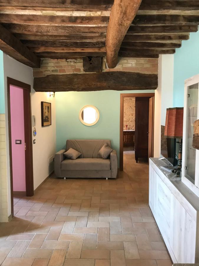 Casa Vacanze Pozzo Della Polenta Коринальдо Екстер'єр фото